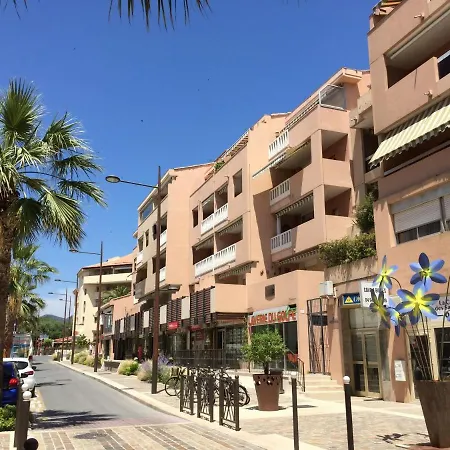 Régina-2 *